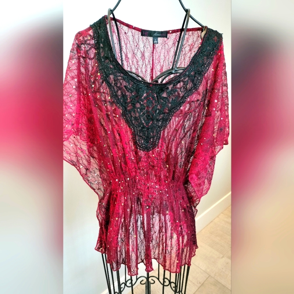 Women's Heart Soul Red & Black Sheer Lace Top Size Small
